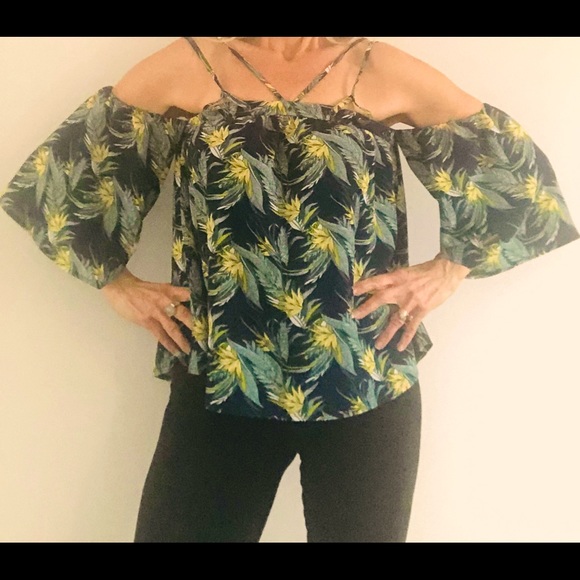 Off-shoulder party-top - Picture 1 of 3